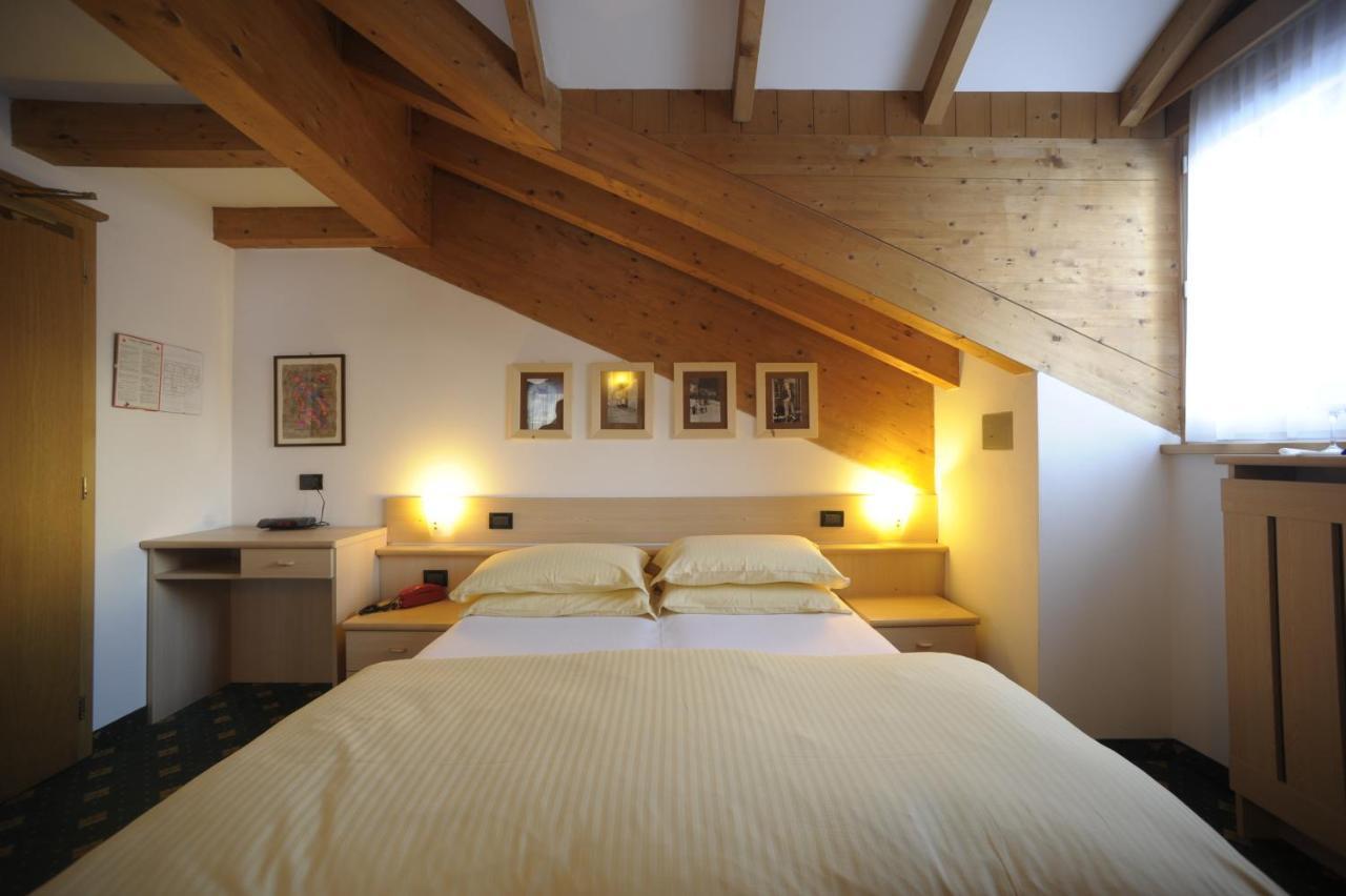 Alpstyle Hotel Albolina Wellness & Beauty Canazei Room photo